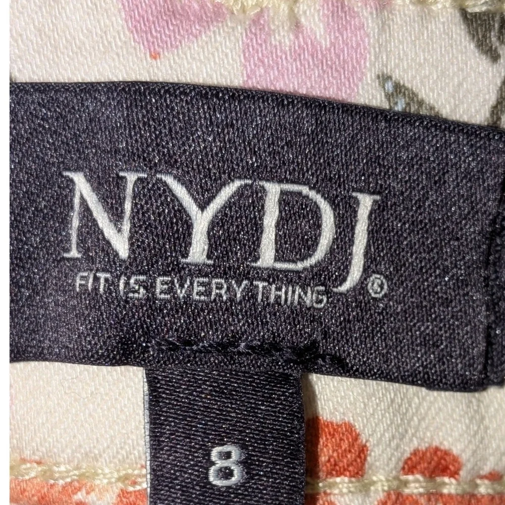 NYDJ Ella Bermuda Shorts Floral Print Lift Tuck Cream Pink Size‎ 8 NWT